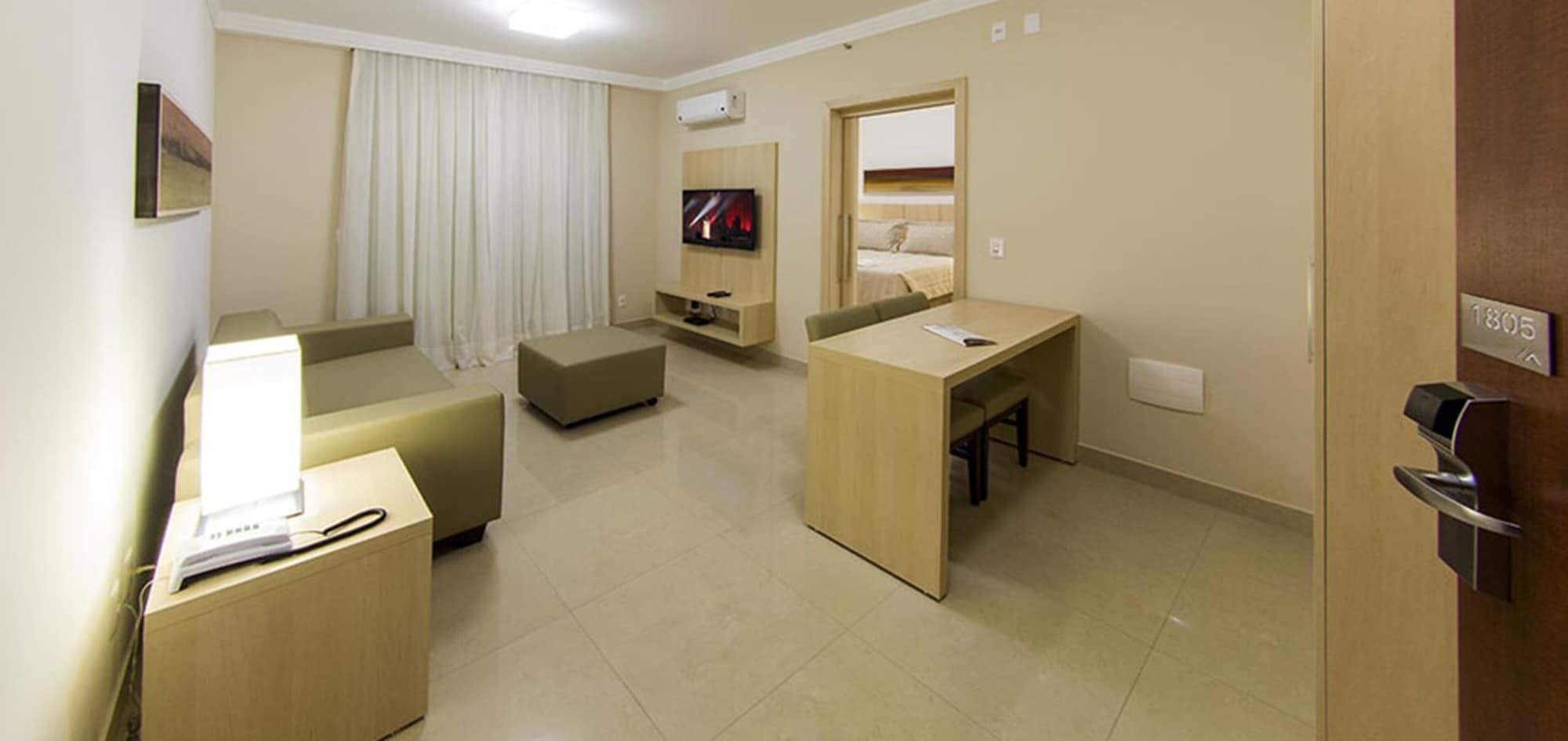 Hotel Mont Blanc Premium Ribeirao Preto Luaran gambar A typical hotel room