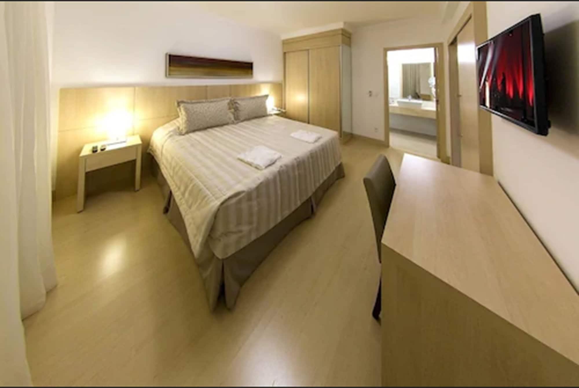 Hotel Mont Blanc Premium Ribeirao Preto Luaran gambar A room at the hotel