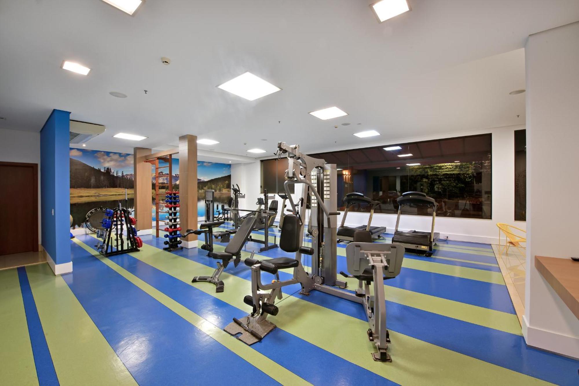 Hotel Mont Blanc Premium Ribeirao Preto Luaran gambar The gym at the hotel